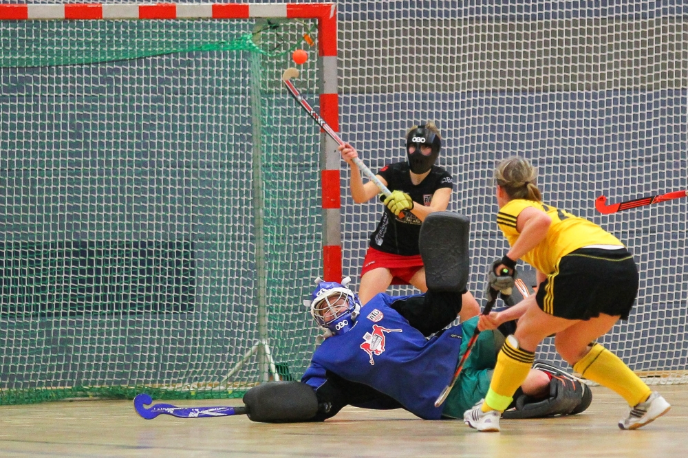 Mit zwei verwandelten Strafecken entschied Mariendorf die Partie für sich. Foto: Jan Kaefer