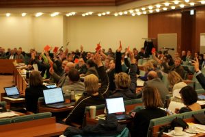 Vor der Abstimmung zu den Maßnahmen rings um das Thema Asyl in Leipzig kam es am Mittwoch zu einer rund 1,5 - stündigen Aussprache im Ratssaal. Foto: L-IZ.de