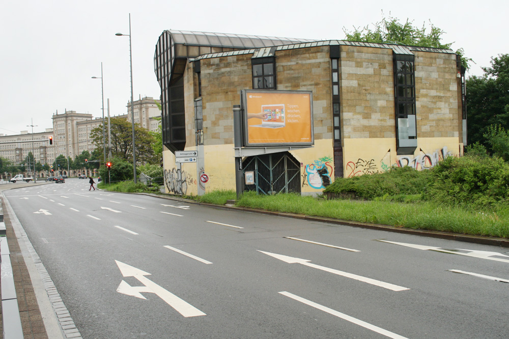 Der ehemalige Bowlingtreff am Wilhelm-Leuschner-Platz. Foto: Ralf Julke