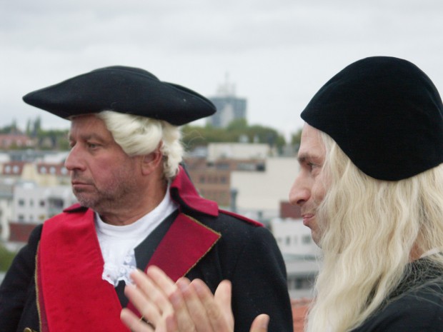 Preußenkönig Friedrich Wilhelm I, der Soldatenkönig, sowie der Waisenhaus- und Schul-Stifter August Hermann Francke. Foto: Karsten Pietsch