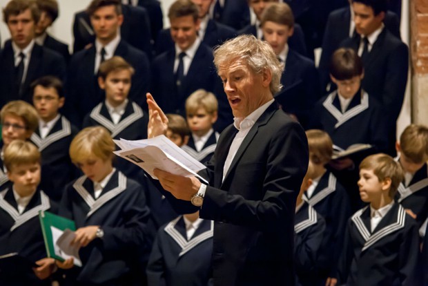 Unter der Leitung von Markus Teutschbein sang der Thomanerchor am Freitag in der Thomaskirche. Foto: Matthias Knoch