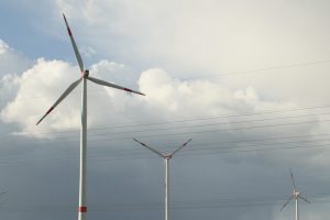 Windkraftanlagen im Leipziger Nordosten. Foto: Ralf Julke
