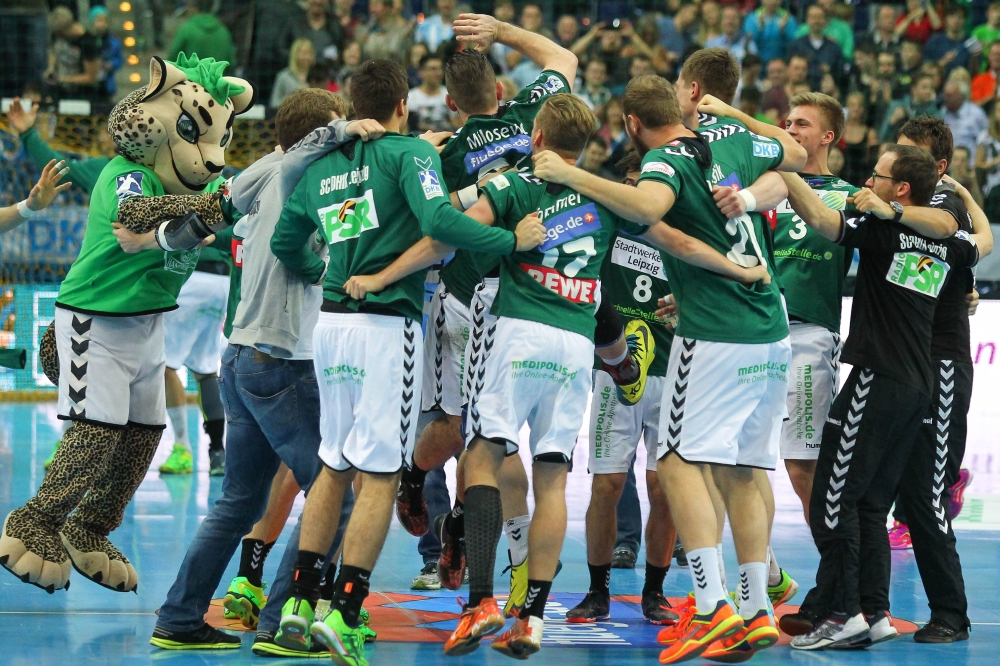 Ausgelassener Jubel des DHfK-Teams nach dem schwer erkämpften Heimsieg. Foto: Jan Kaefer