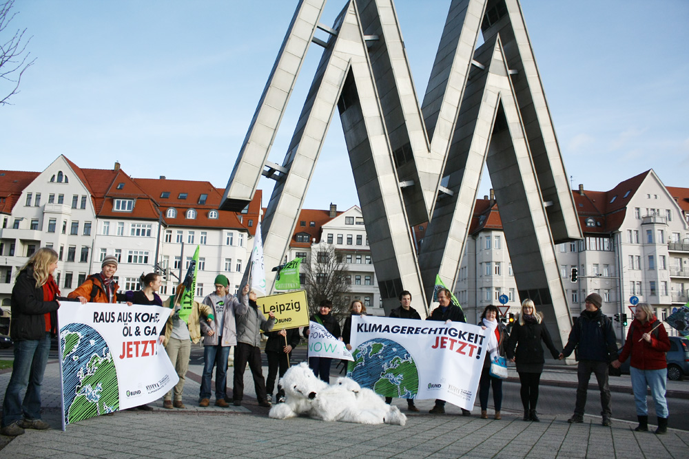 Protest des BUND Leipzig am 12. Dezember auf der Alten Messe. Foto: BUND Leipzig