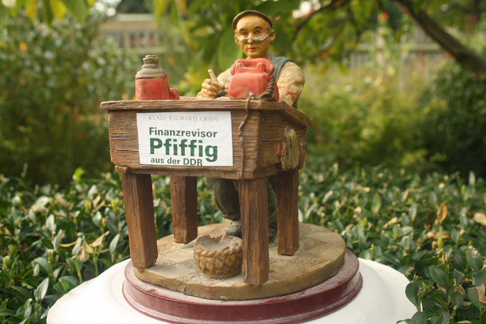 Rückgrat einer ordentlichen Finanzkontrolle: penible Prüfer. Foto: Ralf Julke