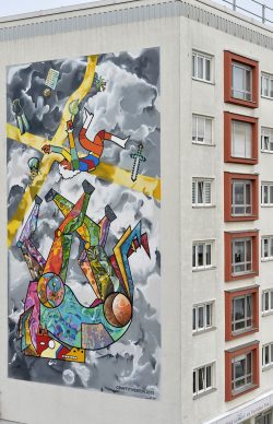 Der Giebel von gegenüber fotografiert. Foto: LWB / Volkmar Heinz