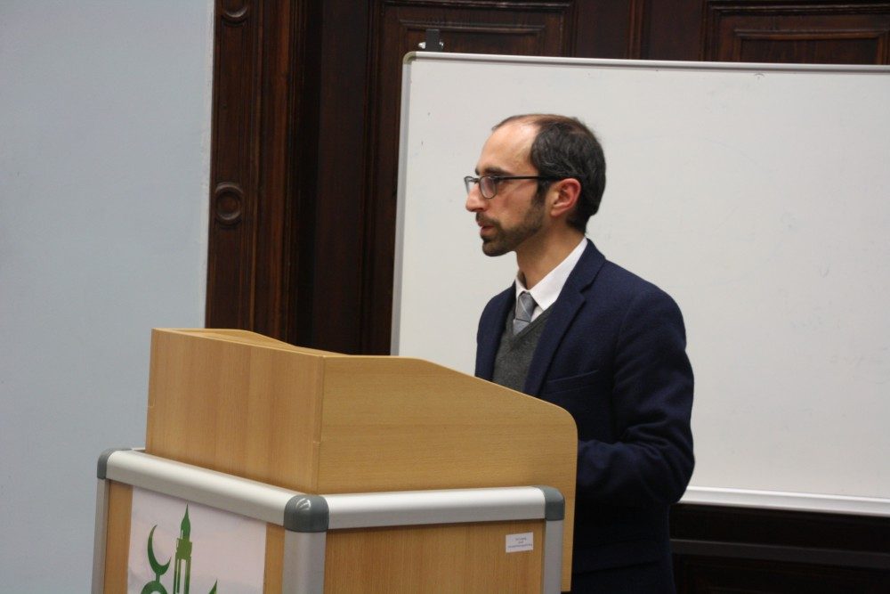 Freier Journalist und Muslim. Eren Güvercin. Foto: Ernst-Ulrich Kneitschel