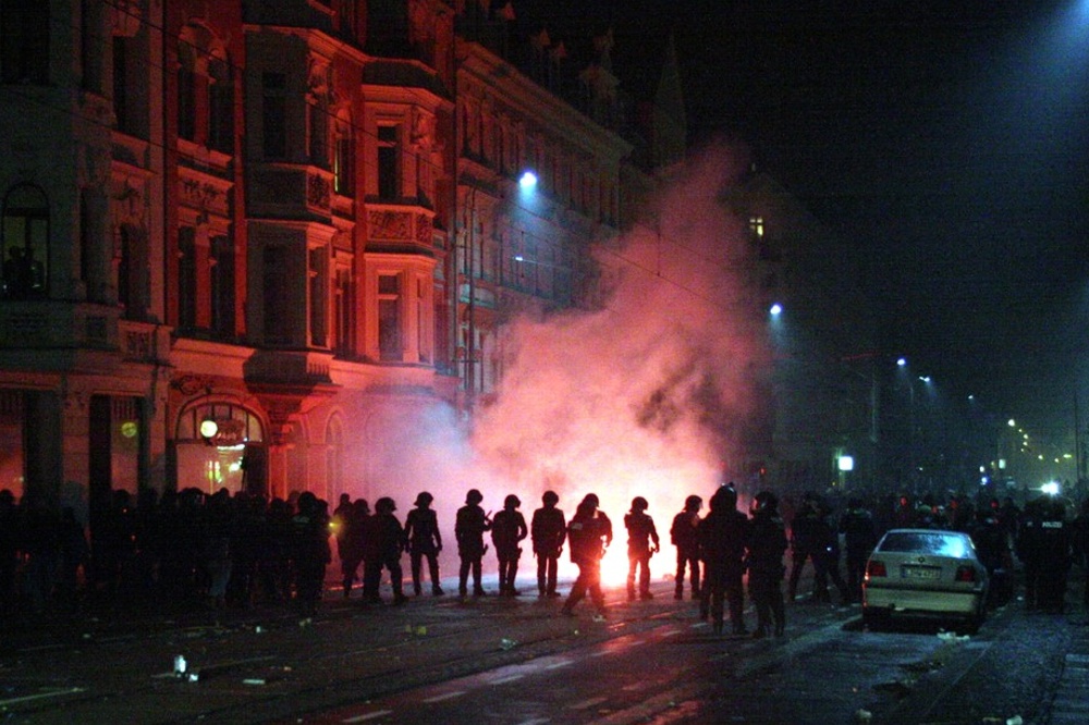 Nach der Demonstration im vergangenen Jahr hatte die Polizei die Versammlung aufgelöst und zirka 50 Personen kurzzeitig eingekesselt. Foto: Alexander Böhm
