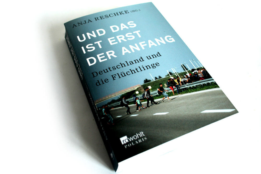 Anja Reschke (Hrsg.): Und das ist erst der Anfang. Foto: Ralf Julke