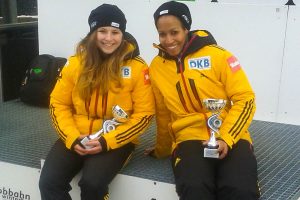 Weltcup-Greenhorns sorgen für Furore: Anne Lobenstein (li.) und Mariama Jamanka vom BSR Oberhof. Foto: privat