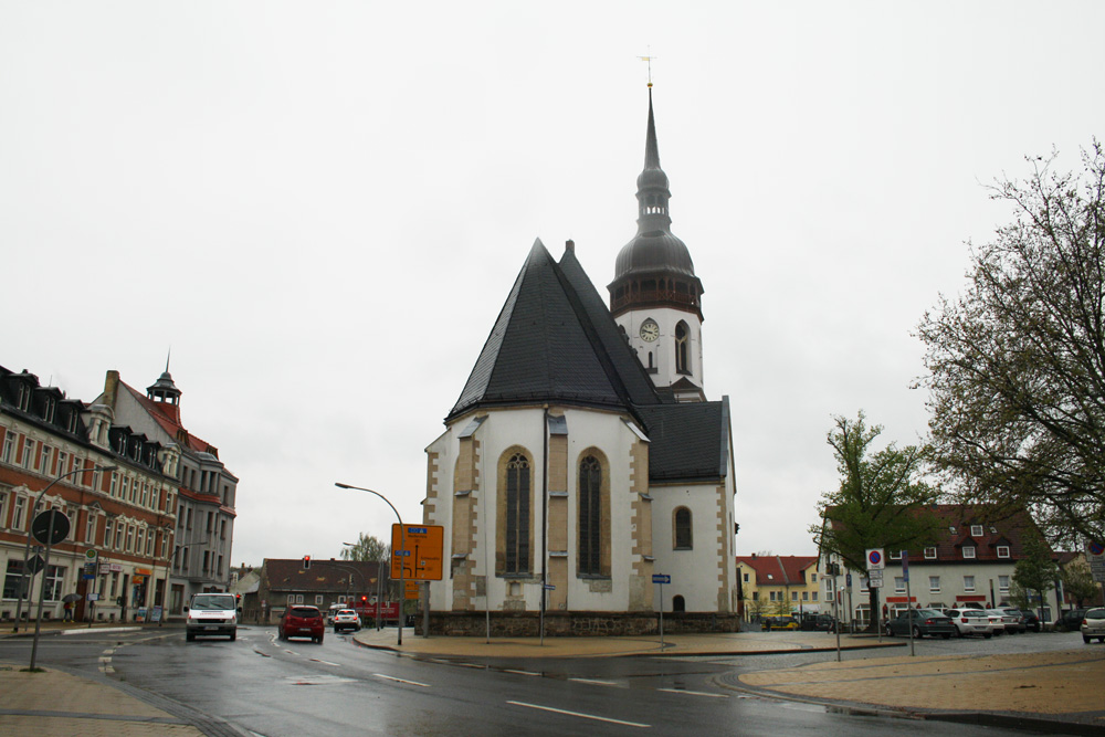 Die Laurentiuskirche und der Markt in Markranstädt. Foto: Ralf Julke