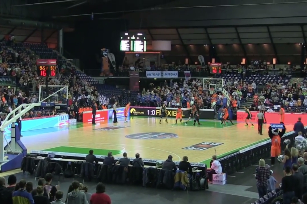 Das Heimspiel-Fanmagazin (HFM-TV) war beim Basketball-Event-Game vor Ort. Quelle: Screenshot HFM-TV