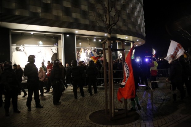 Abmarsch von Legida Richtung Hauptbahnhof. Foto: L-IZ.de