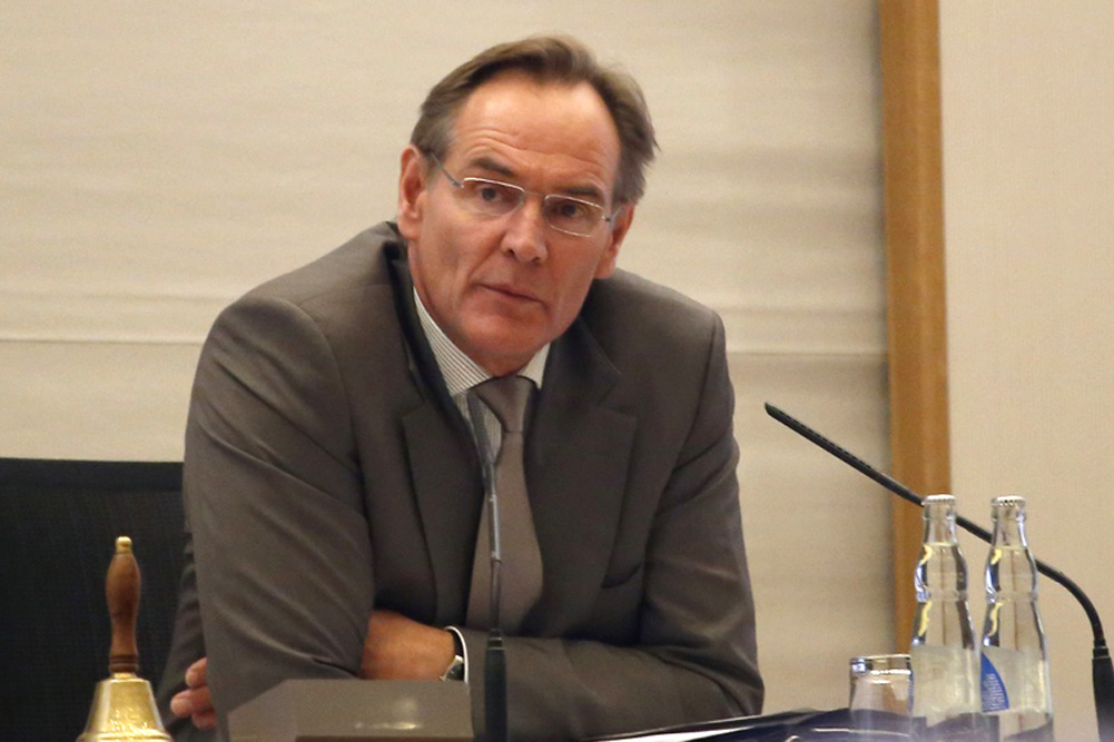 OBM Burkhard Jung: Alle Möglichkeiten nutzen, um Schulen gebaut zu bekommen. Foto; Sebastian Beyer