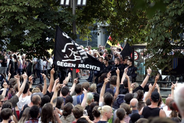 Der Gegenprotest von NoLegida, Leipzig nimmt Platz und weiteren Initiativen soll in Leipzig wieder stärker auf Tuchfühlung kommen. Foto: L-IZ.de