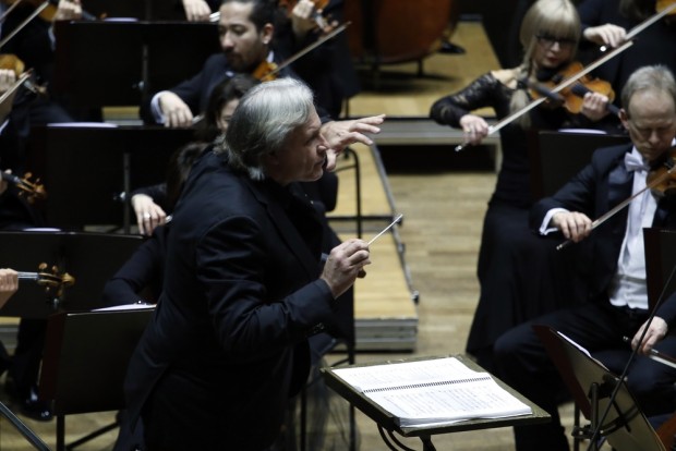Markus Stenz übernimmt für Riccardo Chailly die Inszenierung von Mahler. Foto: Alexander Böhm