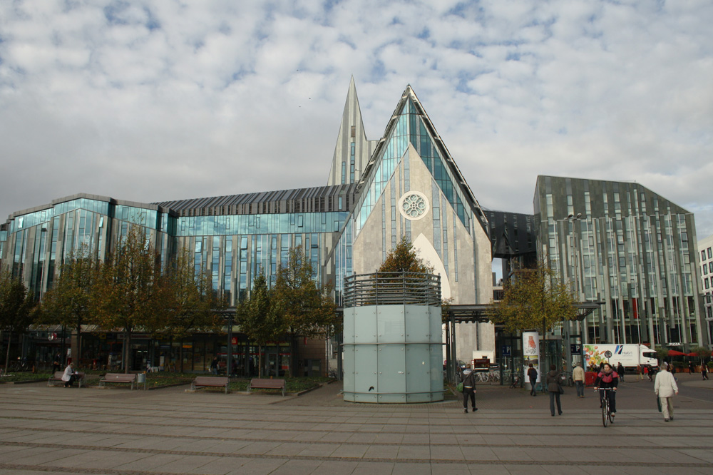 Hauptgebäude der Uni Leipzig am Augustusplatz. Foto: Ralf Julke