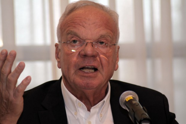 Zerknirscht - VDIK-Präsident Volker Lang. Foto: Matthias Weidemann