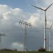 Windräder und Überlandleitungen im Leipziger Norden. Foto: Ralf Julke