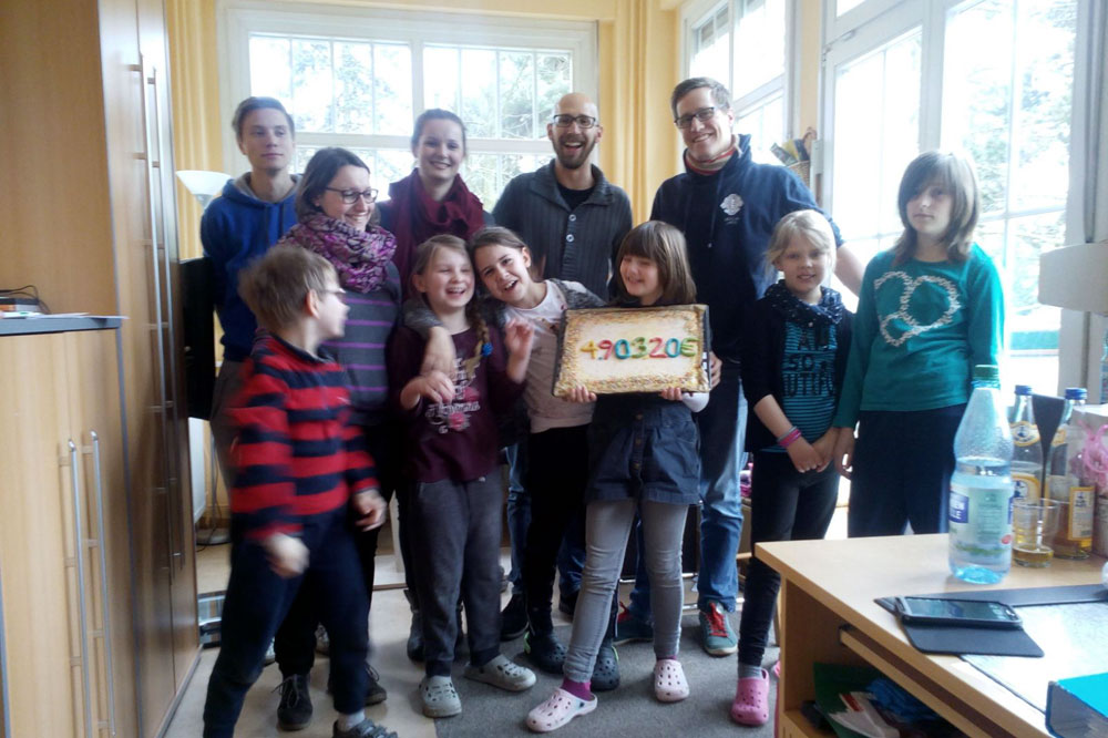 Spendenübergabe Leo-Club. Foto: Hannes Thormann