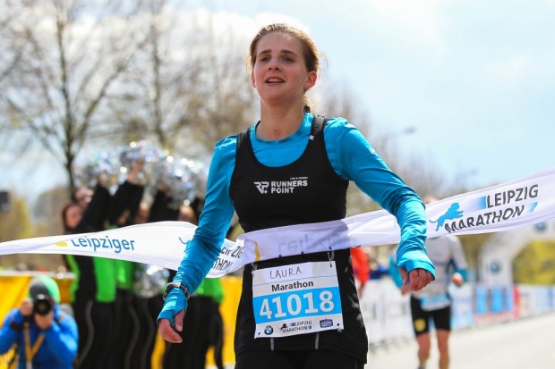 Laura Clart (SC DHfK Leipzig) war mit ihren 21 Jahren die bisher jüngste Siegerin eines Leipzig Marathons. Foto: Jan Kaefer