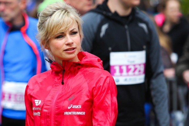 Neu-Hallenserin Annett Horna war in 34:45 Minuten die schnellste Frau über 10 Kilometer. Foto: Jan Kaefer