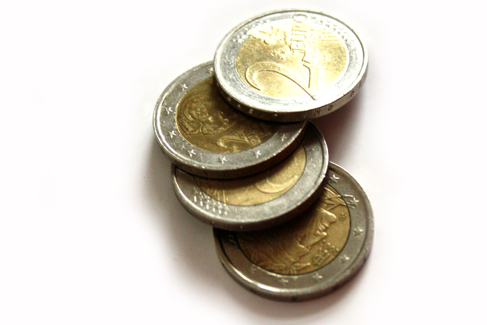 Von ihren paar Kröten können viele Sachsen die deutschen Beitragssätze gar nicht bezahlen. Foto: Ralf Julke