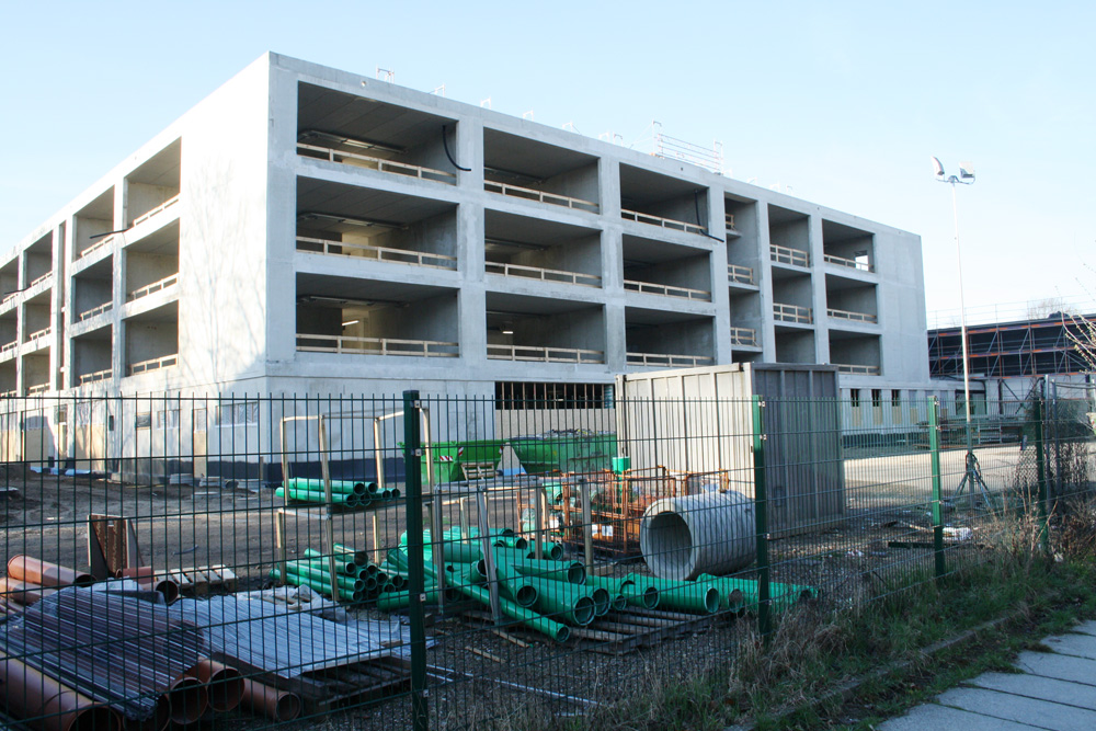 Baustelle für das neue Gymnasium in der Telemannstraße. Foto: Ralf Julke