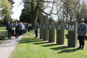 Kranzniederlegung am Denkmal der Opfer des Zweiten Weltkriegs im April 2015. Foto: Stadtverwaltung Eilenburg