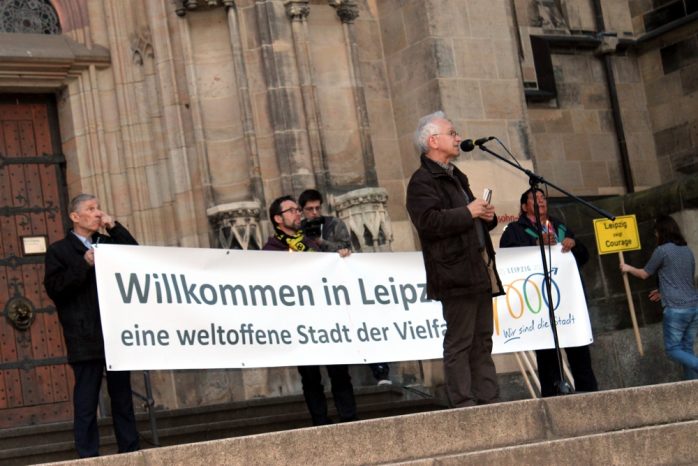 Mahnwache an der Thomaskirche. Foto 3: Andreas Bernatschek