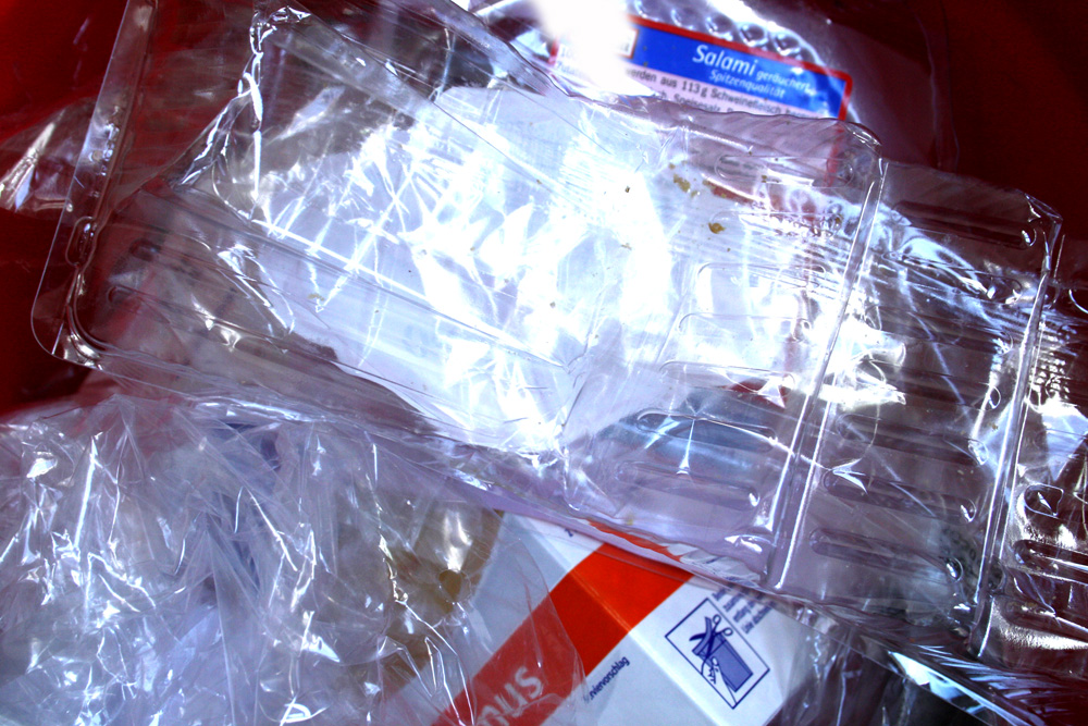 Ein Berg von entleerten Verpackungen. Foto: L.IZ