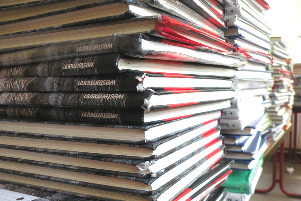 Eingesammelte Schulbücher zum Schuljahreswechsel. Foto: Marko Hofmann