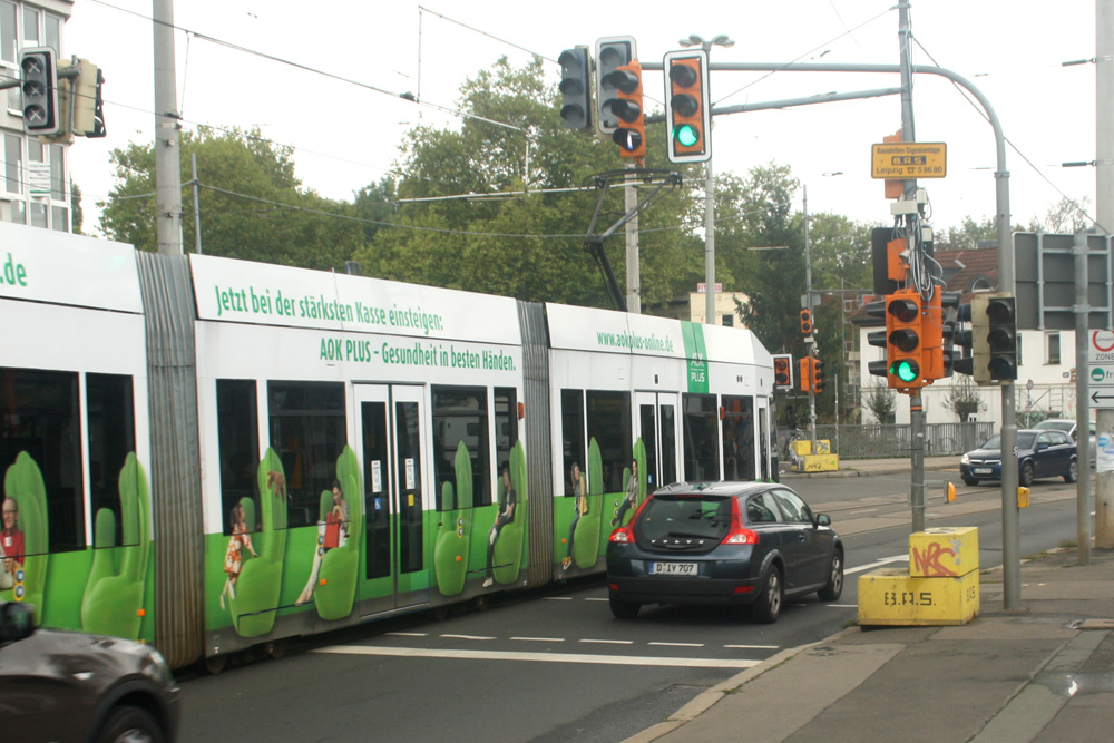 2015 dann eingestellt: Linie 9 in der Koburger Straße. Foto: Ralf Julke