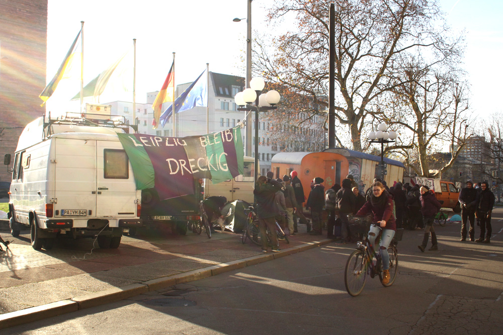 Protest der Leipziger Wagenleute 2015 vorm Neuen Rathaus. Foto: Ralf Julke
