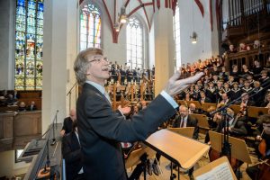 Eröffnung Bachfest Leipzig 2016: Thomaskantor Gotthold Schwarz dirigiert in der Thomaskirche. Foto:: Bachfest Leipzig/Jens Schlüter