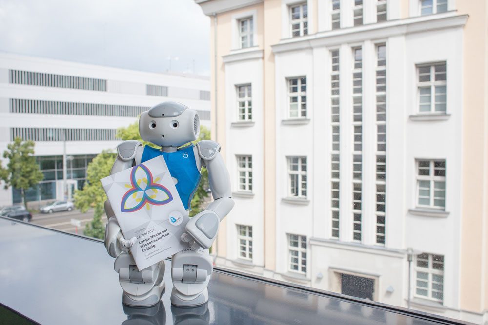 Zur Langen Nacht der Wissenschaften am 24. Juni wird das Nao-Team HTWK zur RoboCup-WM verabschiedet. Foto: Kristina Denhof/HTWK Leipzig