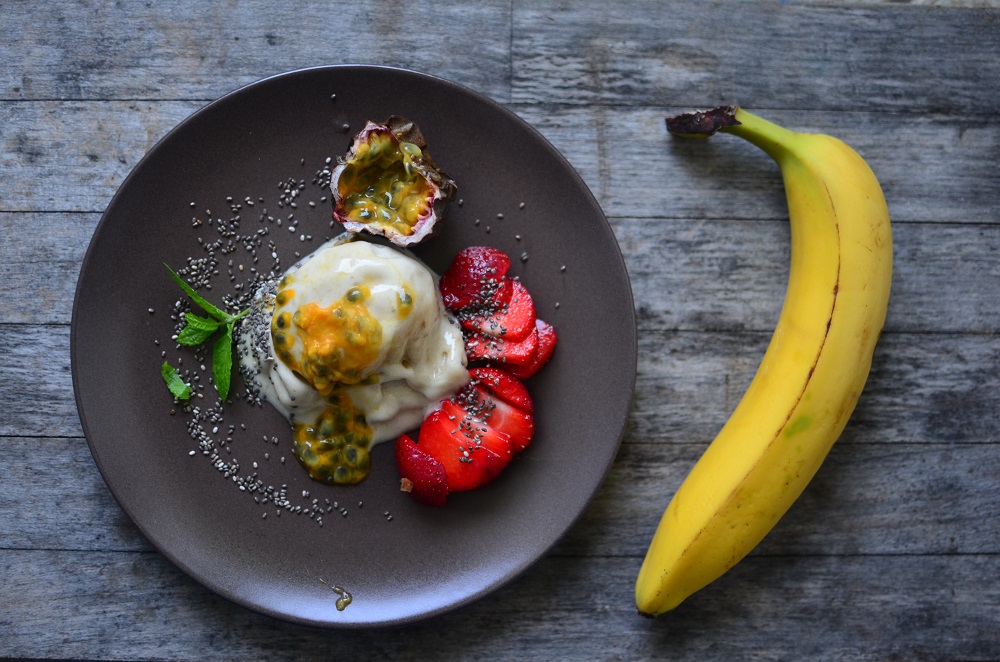 Gesündestes Bananeneis für's Frühstück. Foto: Maike Klose