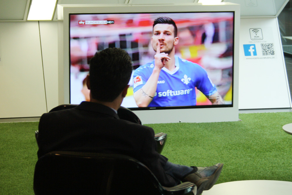 Fußball als Futter fürs TV-Publikum. Foto: Ralf Julke