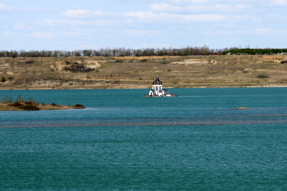 Der Störmthaler See mit Vineta kurz vor Ende der Flutung. Foto: Matthias Weidemann