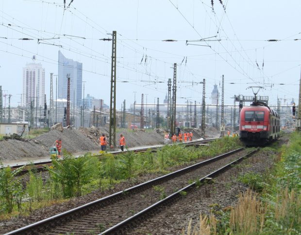 Gleisarbeiten im Bahnhofsvorfeld. Foto: Ralf Julke