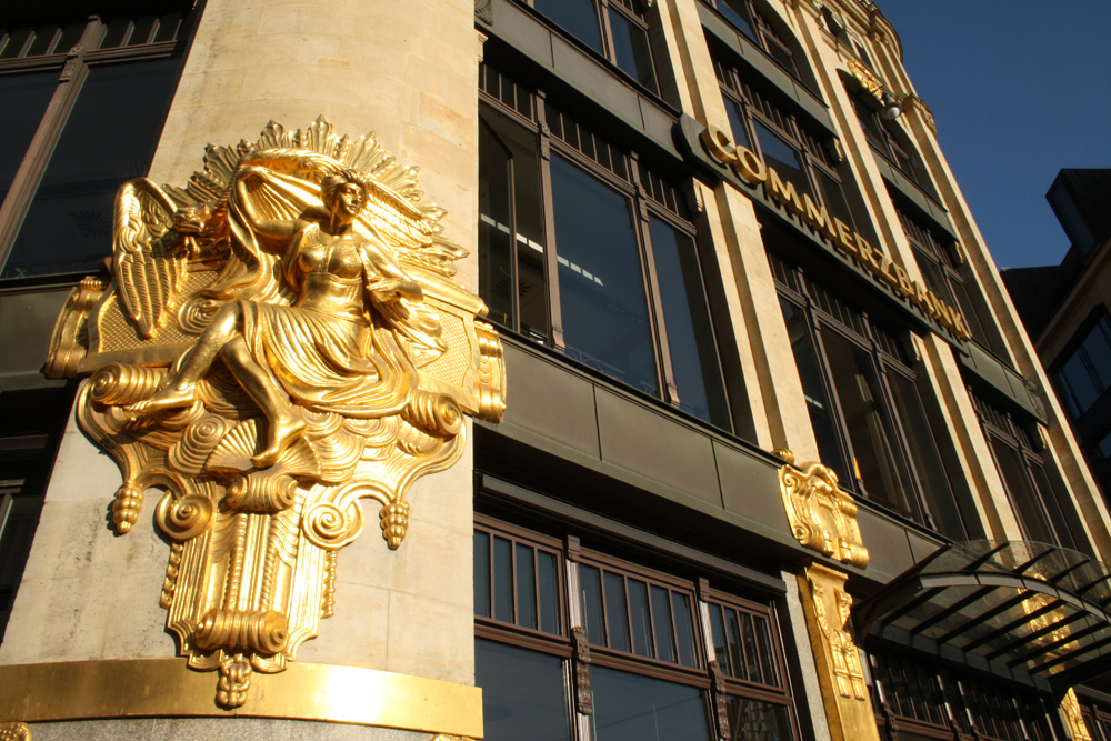 Vor 100 Jahren war „Kunst am Bau“ noch die Regel. Foto: Ralf Julke