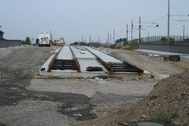 Gleisbau auf den Antonienbrücken. Foto: Ralf Julke