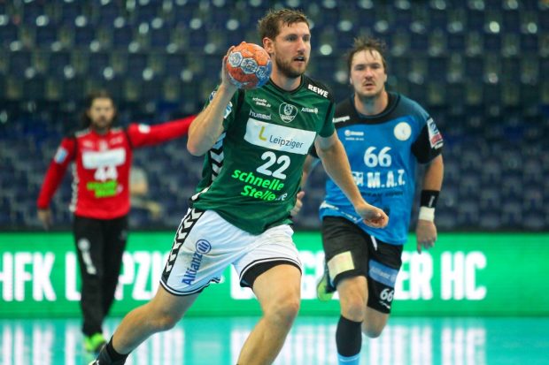 Mit dem Schweden Tobias Rivesjö - kam vom HC Erlangen - präsentierte sich ein zweiter Neuzugang dem Leipziger Publikum. Foto: Jan Kaefer