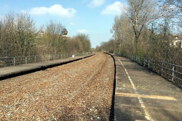 Der Parkbogen Ost (Anlagen an der Zweinaundorfer Str): Aus ehemaligen Bahnanlagen wird ein grünes Aktivband. Foto: L-IZ.de