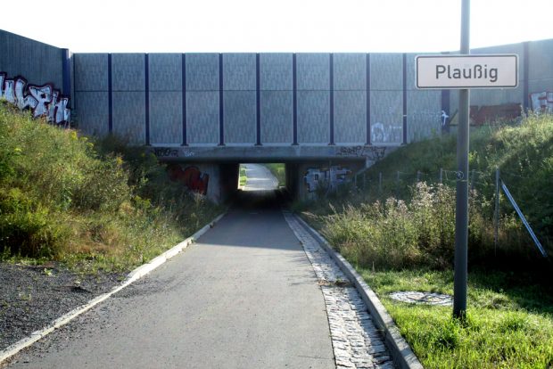 Hier geht’s unter der A 14 durch nach Plaußig-Portitz. Foto: Ralf Julke