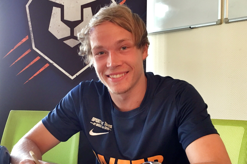 Bei INTER spricht man nun auch Finnisch, ehem. U-21 Nationalspieler Kimmo Hovi unterschreibt. Foto: FC International