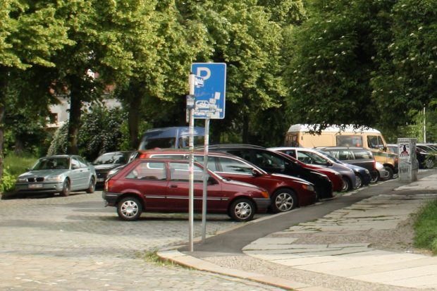 Das Kopfsteinpflaster im Südteil der Kochstraße. Foto: Ralf Julke