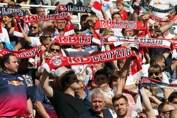 Insgesamt 13.198 Zuschauer verfolgten das Spiel. Foto: GEPA Pictures