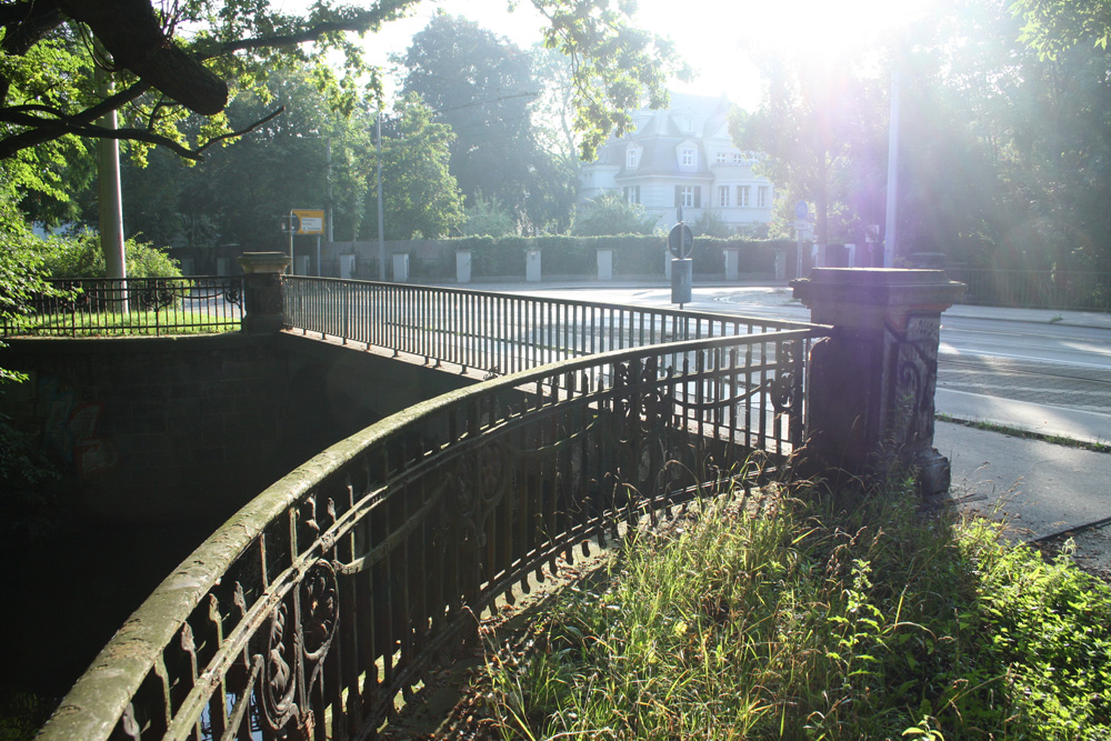 Gohliser Wehrbrücke. Foto: Ralf Julke