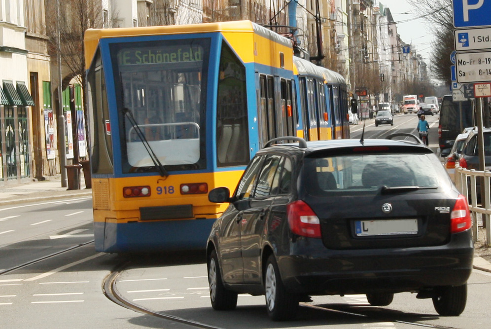 Straßenbahn in der Eisenbahnstraße. Foto: Ralf Julke